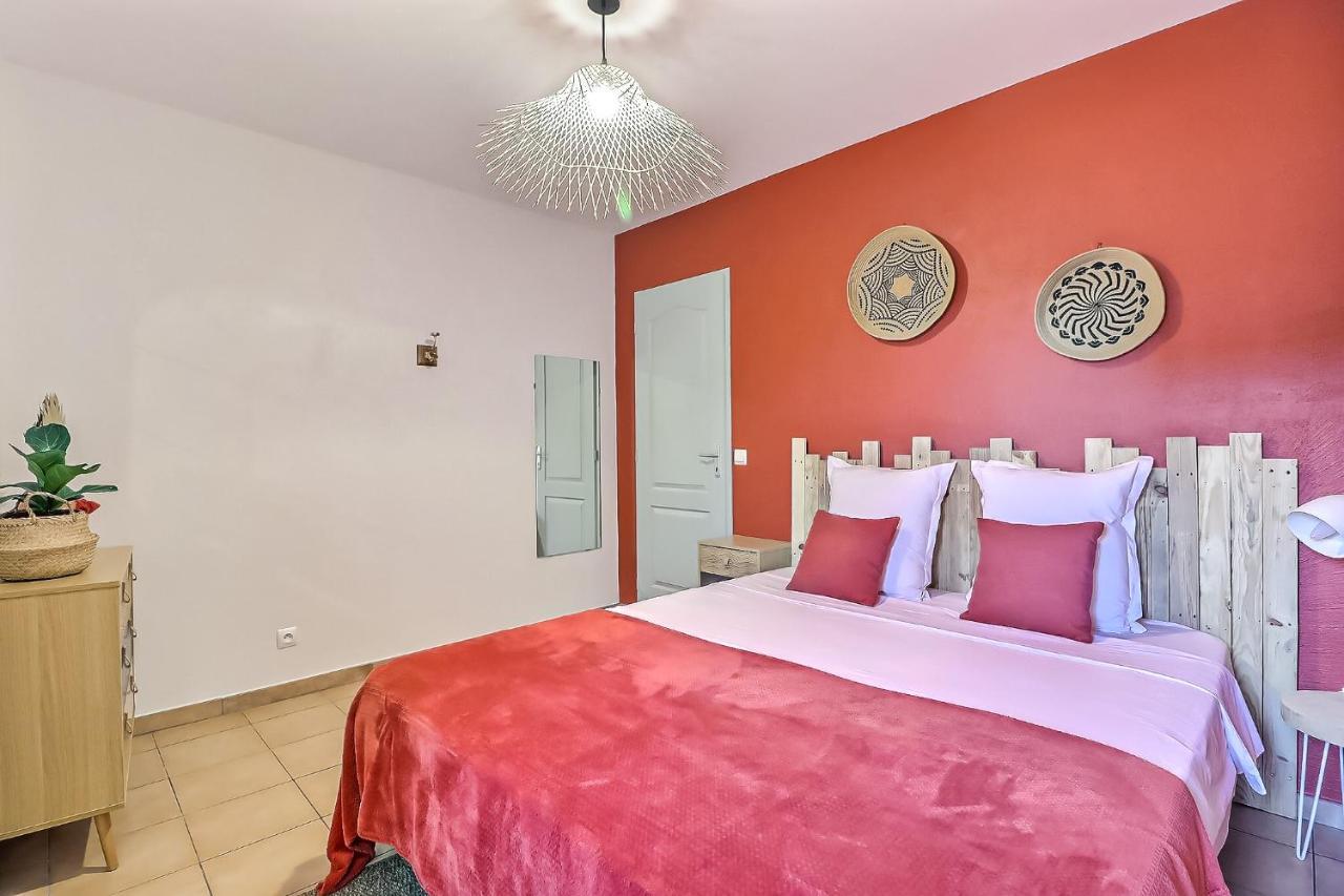 Le Regordane - Appartement 4 Personnes - Centre Wifi Cosy Saint-Gilles  Exterior foto