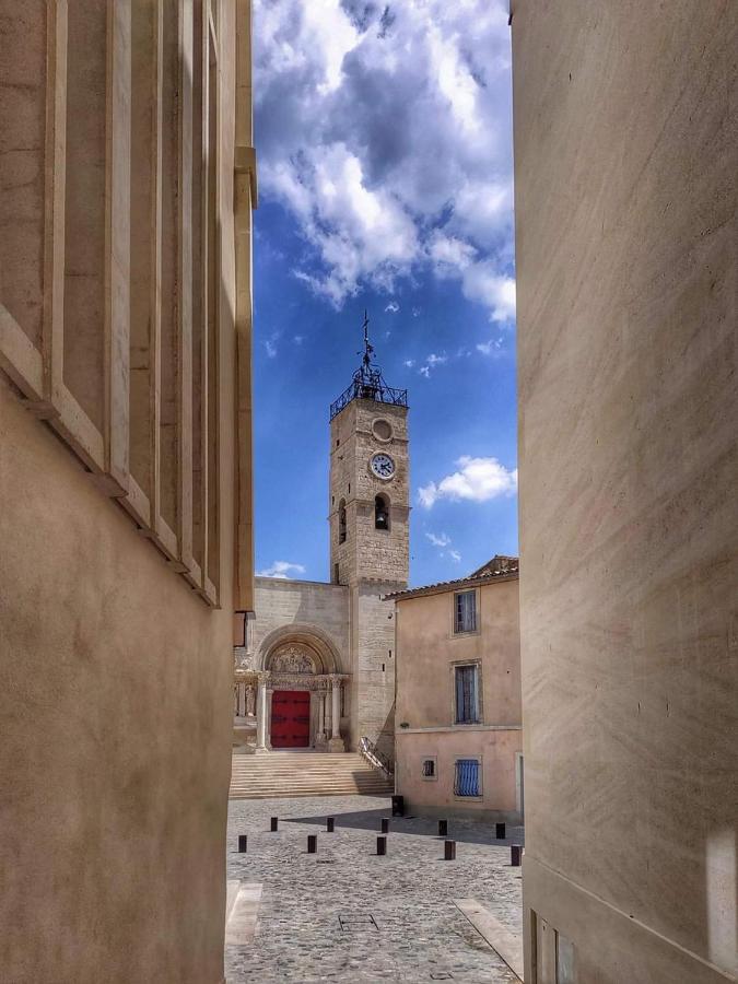 Le Regordane - Appartement 4 Personnes - Centre Wifi Cosy Saint-Gilles  Exterior foto